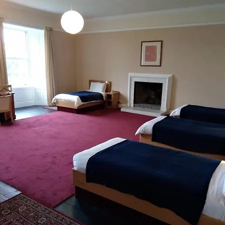 Bed and breakfast Castlehacket House