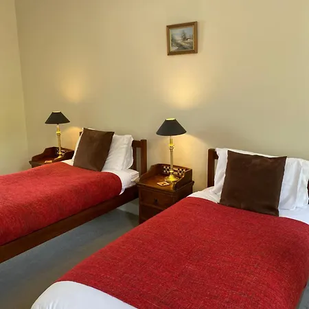 Bed & Breakfast Castlehacket House